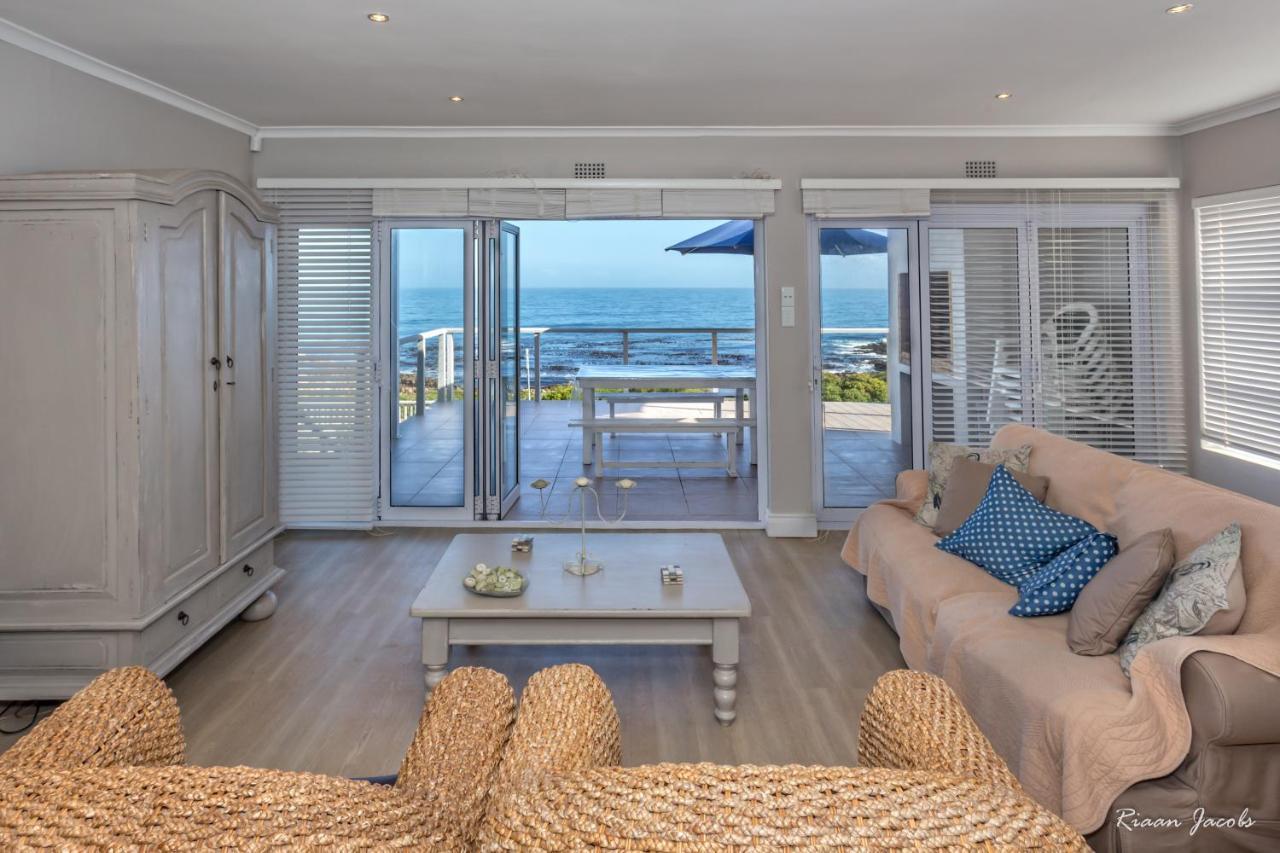 Ons C-Huis - Gansbaai Seafront Accommodation, Back-Up Power Exterior foto